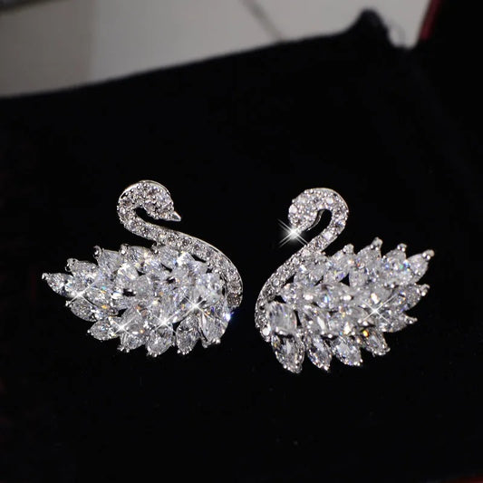 legant Rhinestone Black Swan Earrings For Women Korean Fashion Zircon Swan Bird Animal Earrings Lady Party Jewelry Girls Gift